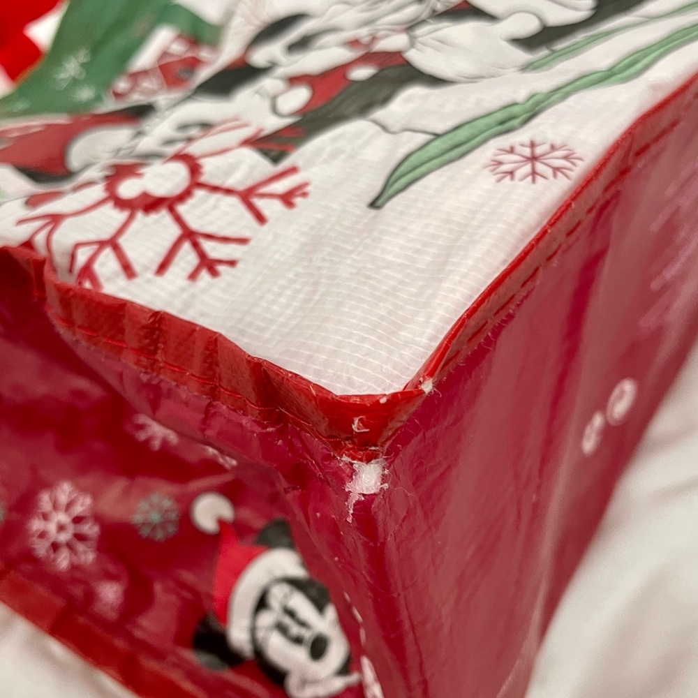 Disney Store Mickey and Minnie Reusable Holiday Tote - Picture 6 of 7